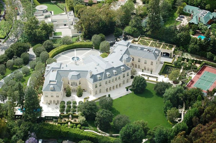 The Biggest House in the World The Biggest House in the World