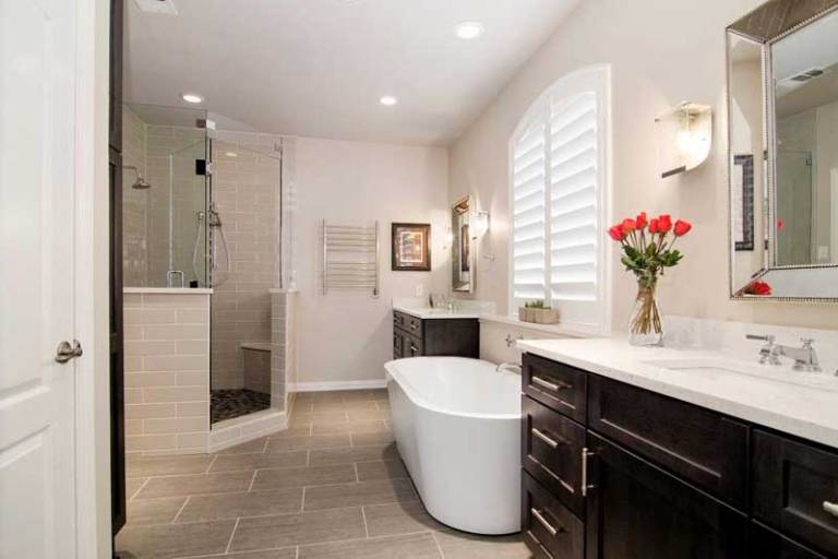 Fantastic small bathroom design ideas #Homedecor #Bathroomremodel #Homerenovation Fantastic 1920s bathroom remodel ideas #Homedecor #Bathroomremodel #Homerenovation
