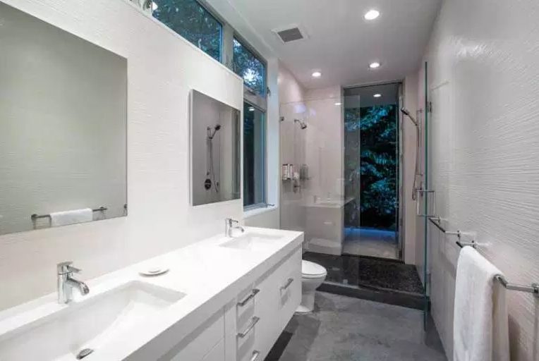 Awesome bathroom remodel cost #Homedecor #Bathroomremodel #Homerenovation Awesome bathroom remodel ideas before and after #Homedecor #Bathroomremodel #Homerenovation