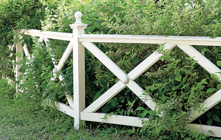Unique modern house design #home #fencedesigns #fence #outdoor Unique modern home design 2018 #home #fencedesigns #fence #outdoor