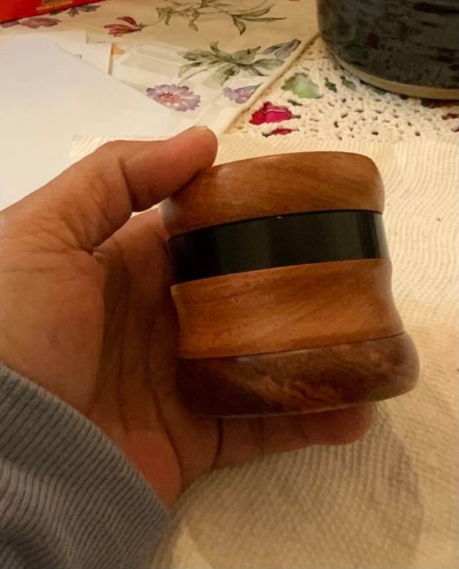 3. Umsicht Spice Grinder