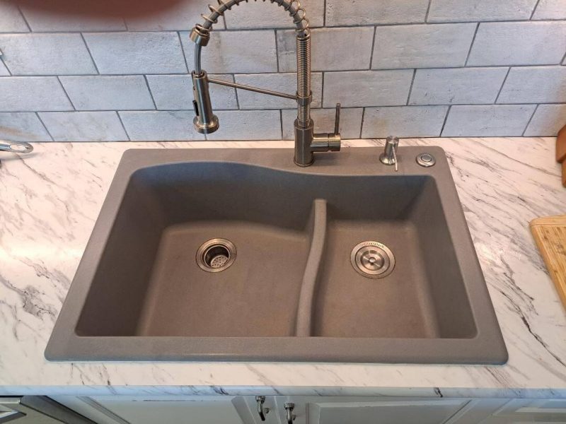 2. Kraus Quarza Kitchen Sink | 33-Inch 60/40 Bowls | Grey Granite | KGD-442 model