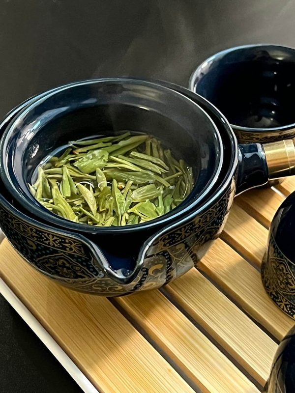 1. LURRIER Porcelain Chinese Gongfu Tea Set