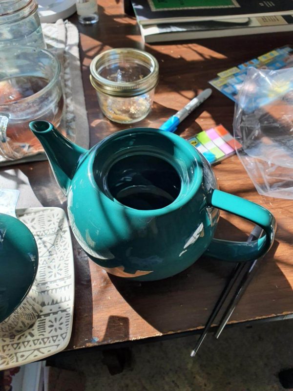 ✅ 7 Cool Teapots [ Ceramic, Glass, Wooden, and Stainless Steel ]