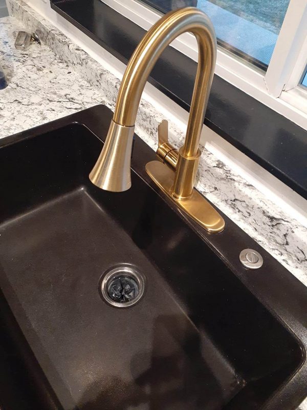 1. Kitchen Faucet Pull Down Sprayer 3 Hole Mixer Tap 1.8 GPM