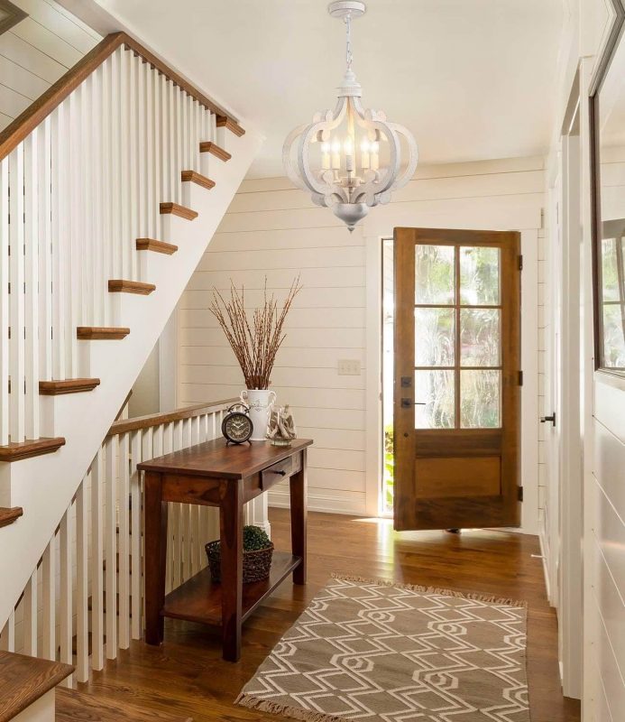 4. Vintage White Farmhouse Chandelier for Dining Room