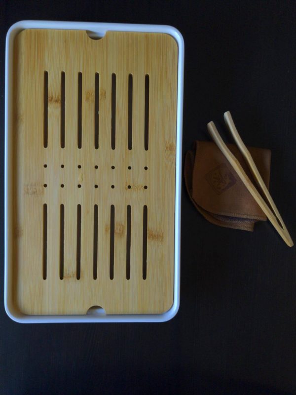 2. fanquare Portable Travel Tea Set