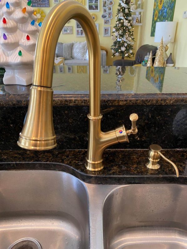 4. APPASO Gold Kitchen Faucet with Pull Down Sprayer, Antique Gold Single Handle 1 Hole