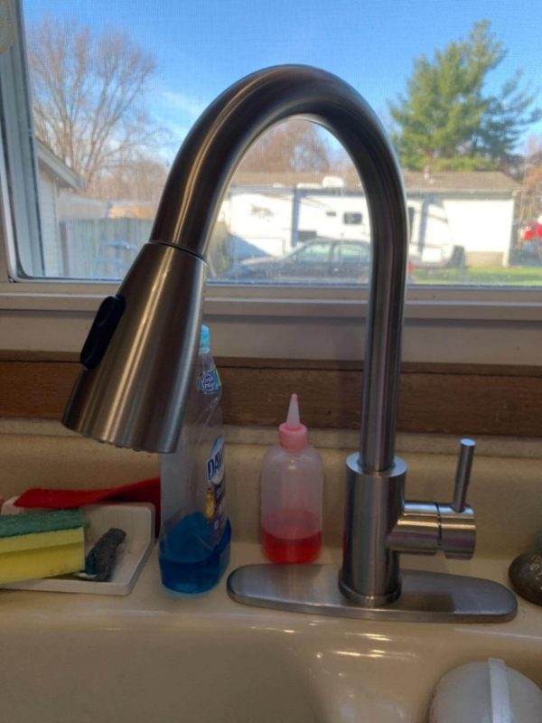 1. WOWOW Kitchen Sink Faucet with Soap Dispenser