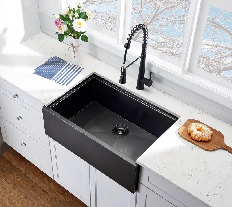Hotis Black 33 Inch Farmhouse Sink
