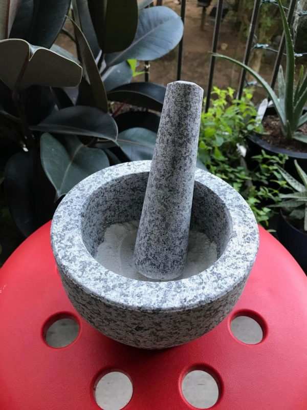 1. Gorilla Grip 100% Granite Slip Resistant Mortar and Pestle Set