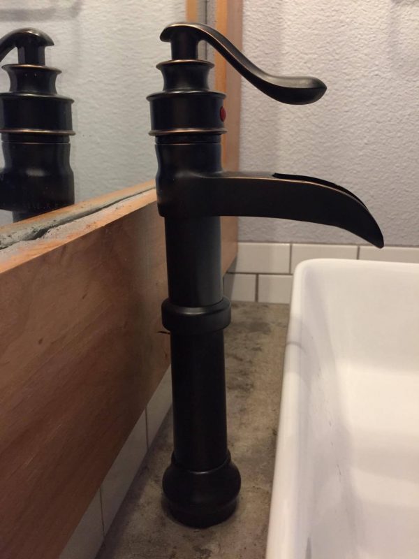 7 Black Bathroom Sink Taps [ Modern, Unique, and Elegant ]
