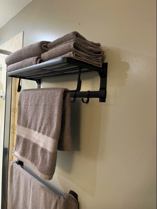 1. 24 Inch Bathroom Towel Holder with Aluminum Shelf