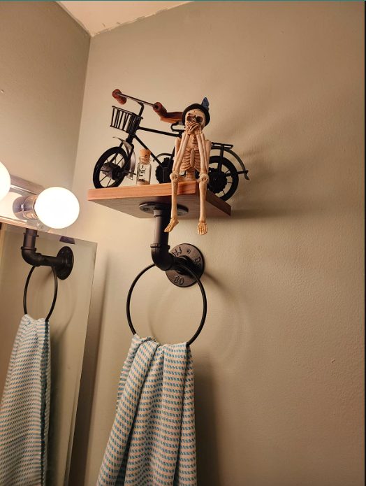 2. Modern Towel Holder Towel Ring Towel Rack with Wooden Shelf